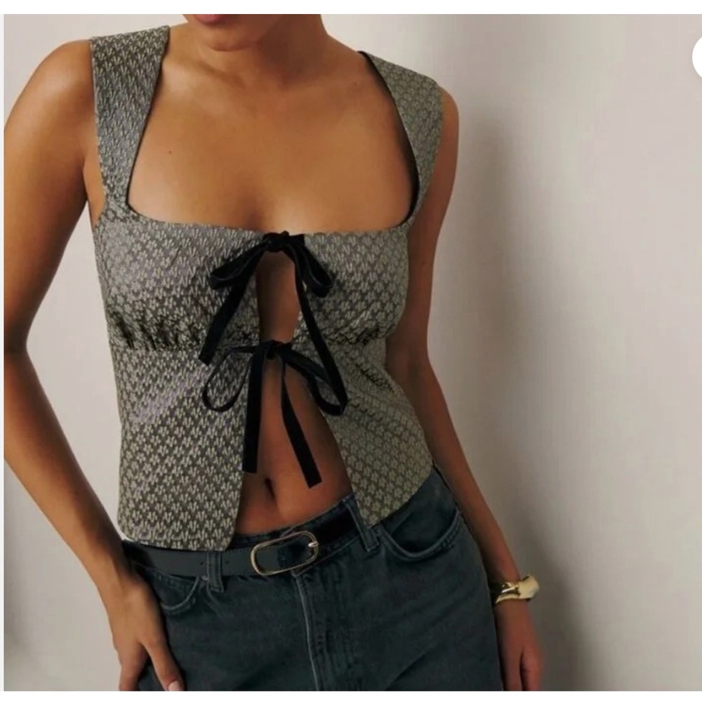 New REFORMATION Azalea Square Neck Open Front Tie Top In Silver Daisy Size 12